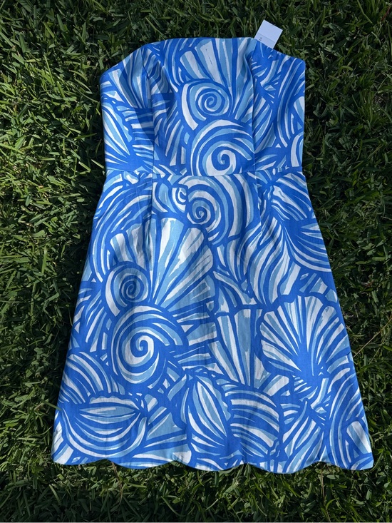 Vineyard Vines Dresses & Skirts - Vineyard Vines Nautilus Shell dress
